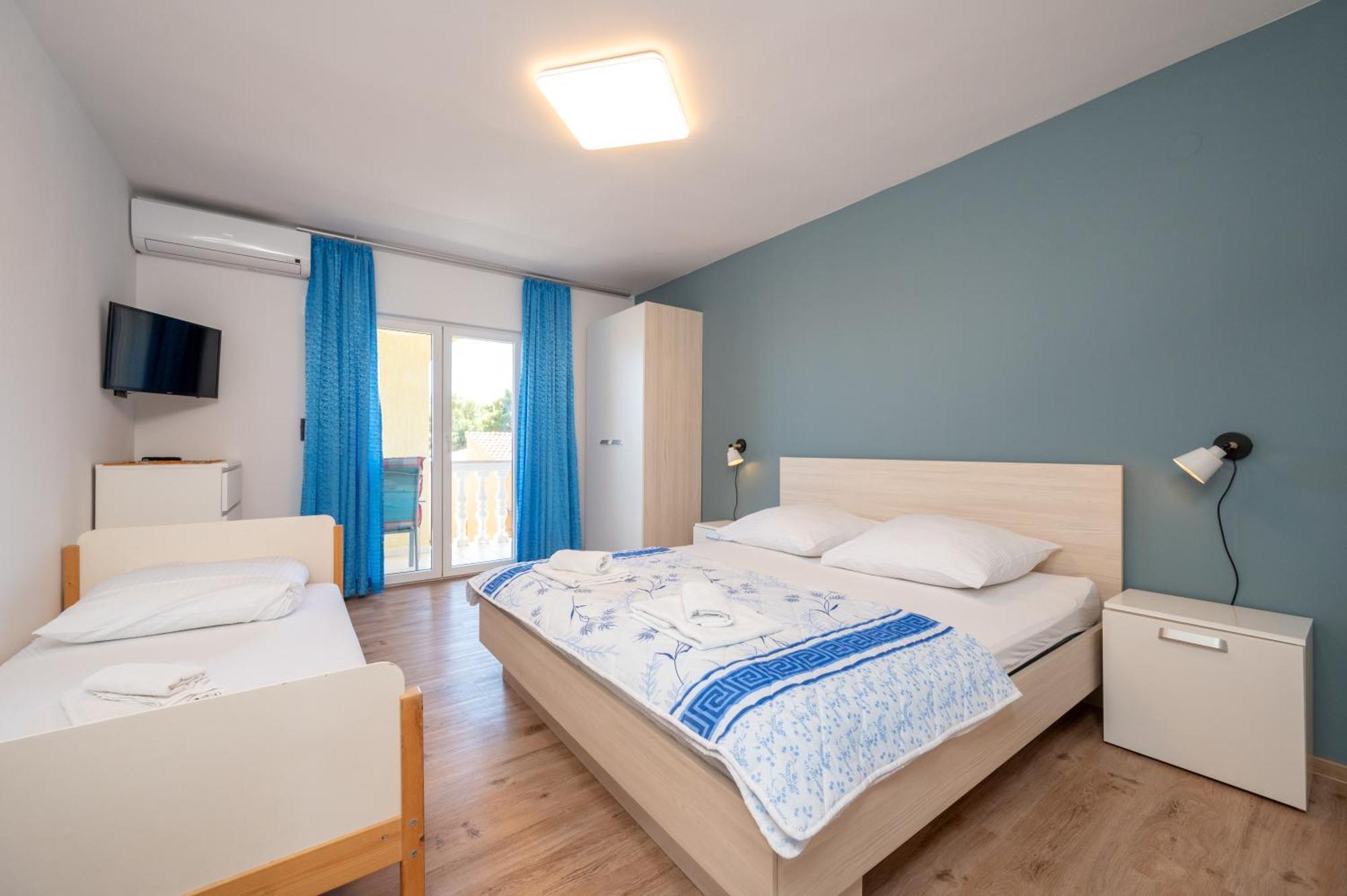 Apartments Zdravko Trogir Eksteriør billede