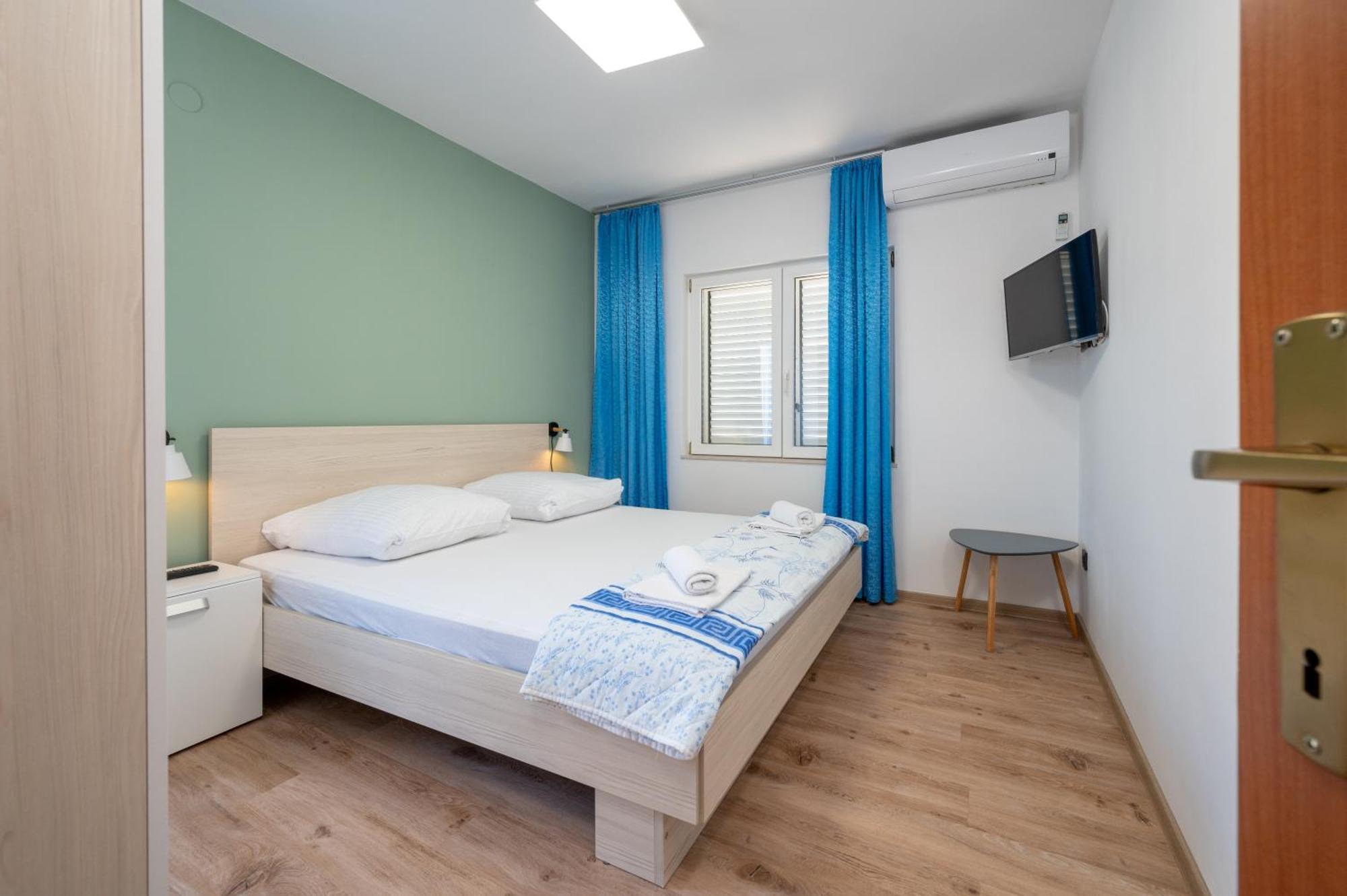 Apartments Zdravko Trogir Eksteriør billede