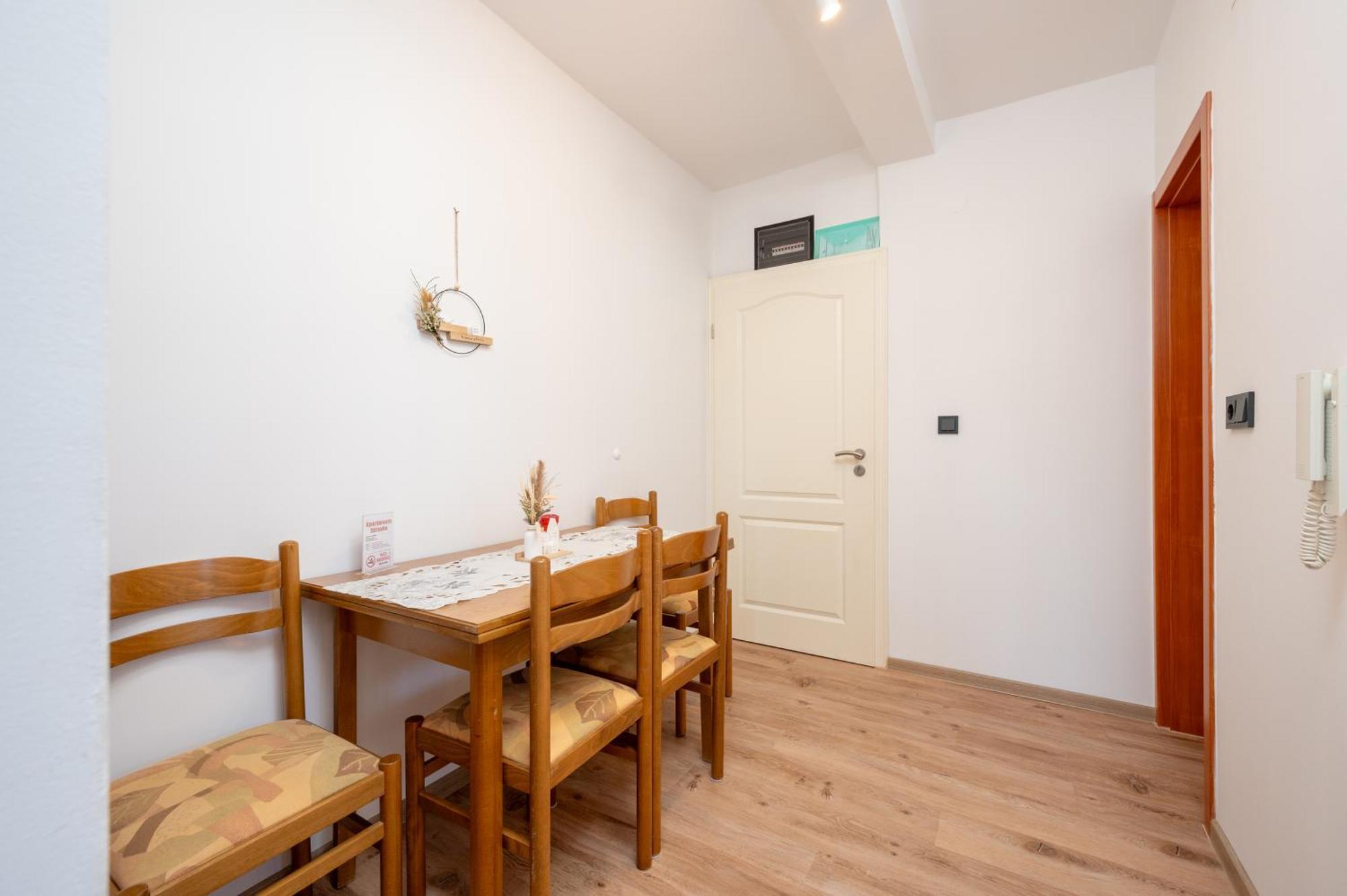 Apartments Zdravko Trogir Eksteriør billede