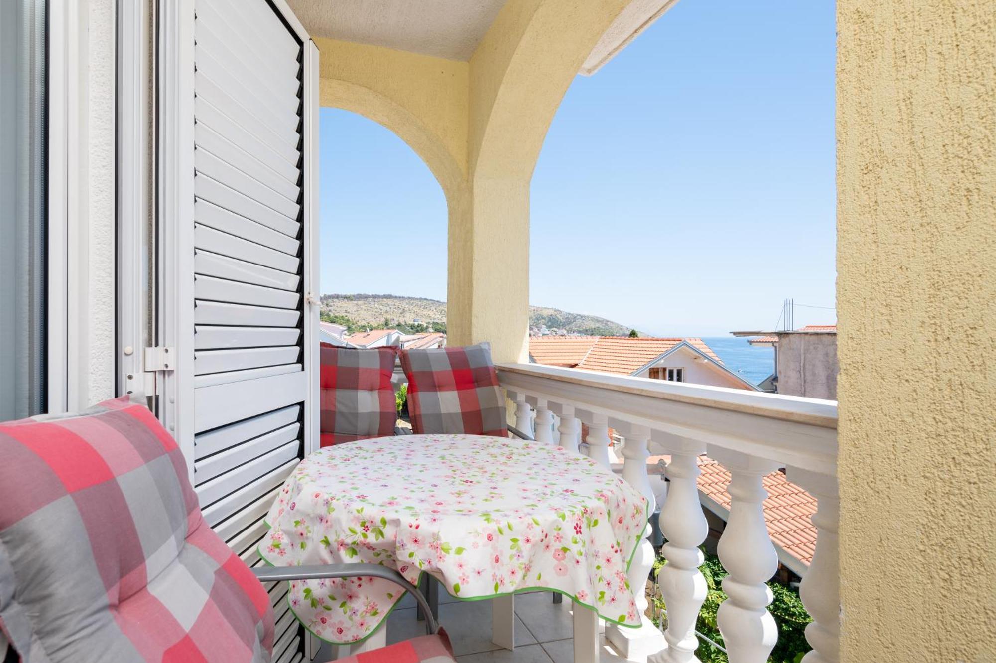 Apartments Zdravko Trogir Eksteriør billede