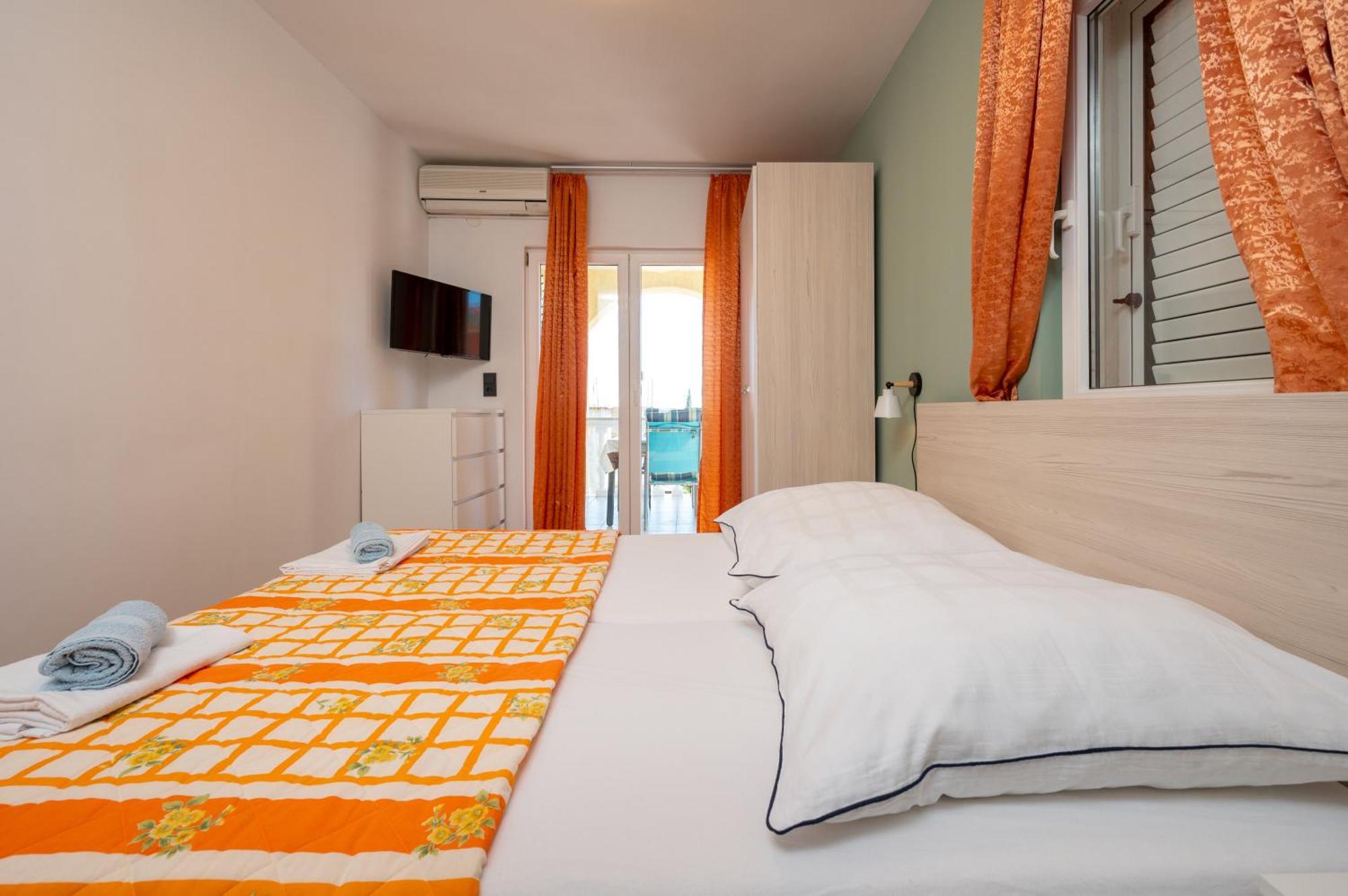 Apartments Zdravko Trogir Eksteriør billede